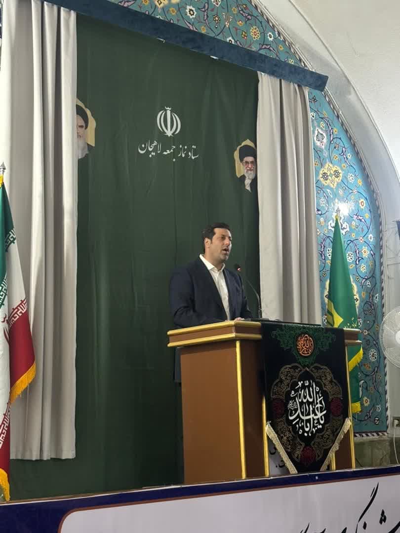 رضا زنده دل ، شهردار لاهیجان در پیش از خطبه های نماز جمعه عملکرد مدیریت شهری را تشریح کرد.